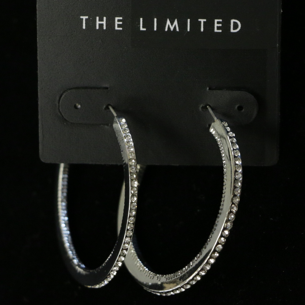 NWT silver pave crystal hoop cool style LTDE38 - Picture 1 of 8