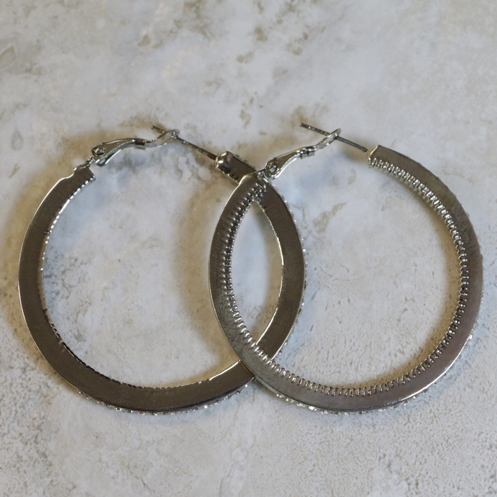 NWT silver pave crystal hoop cool style LTDE38 - Picture 6 of 8