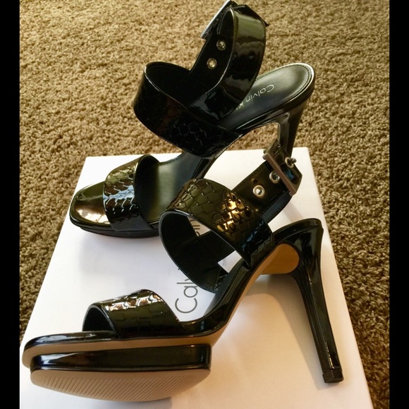 Calvin Klein python sandals - Picture 2 of 3