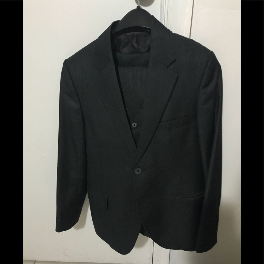 men’s suit