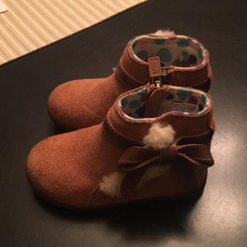 Toddler ugg boots