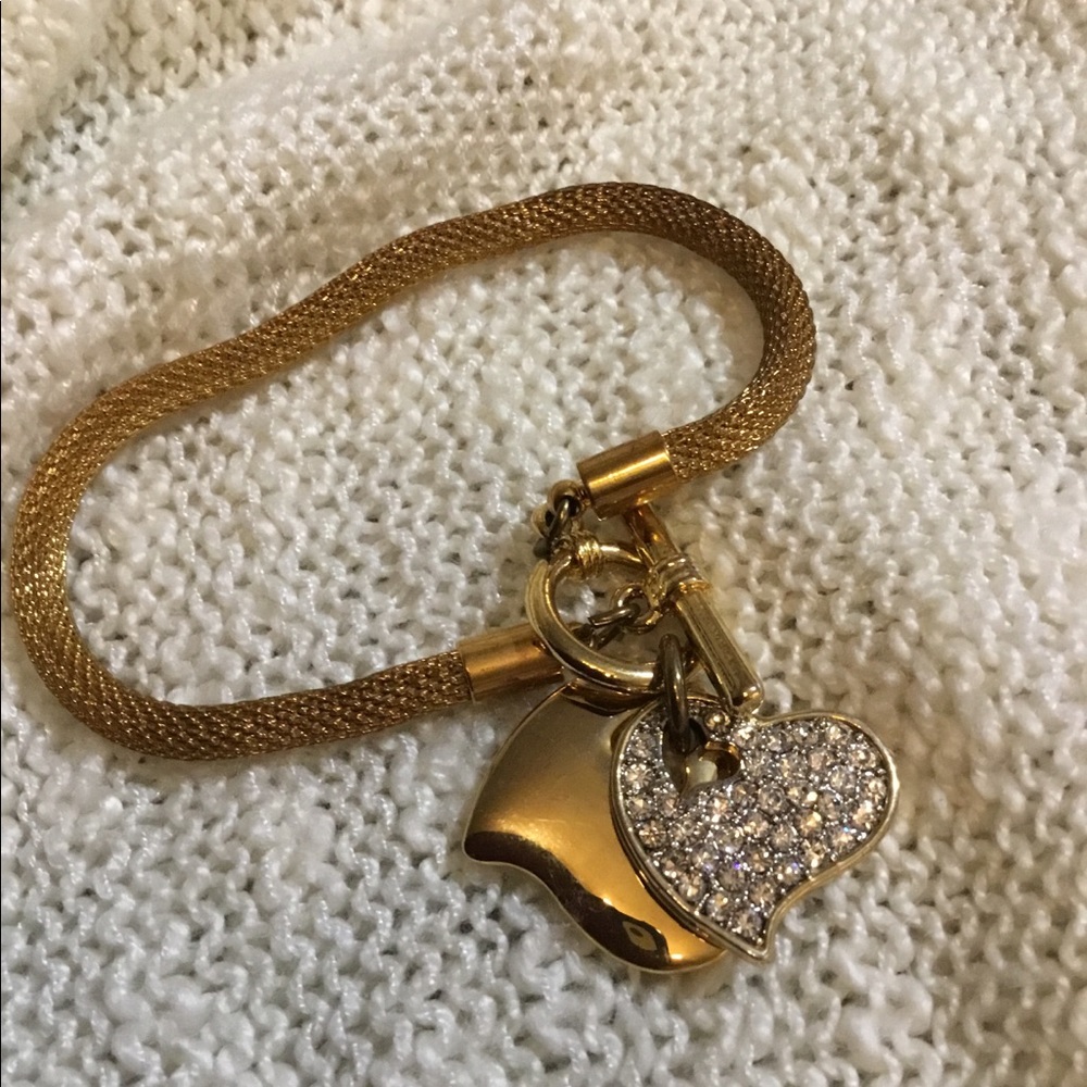 ❤️ 5/$20 Rhinestone heart charm toggle bracelet