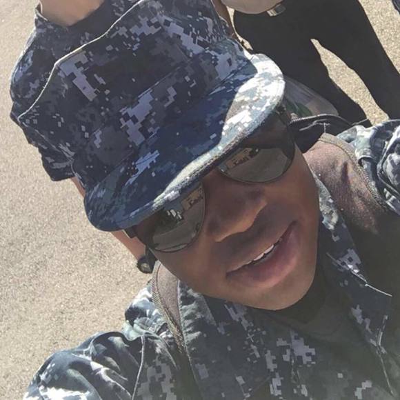 Meet your Posher, Marc - Picture 1 of 1