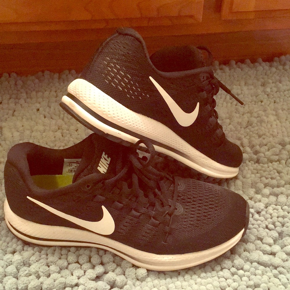 Nike zoom running shoes