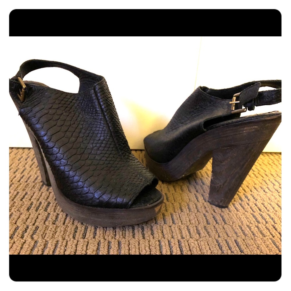 JOIE Wooden Block Heels Leather Snakeskin Upper s9