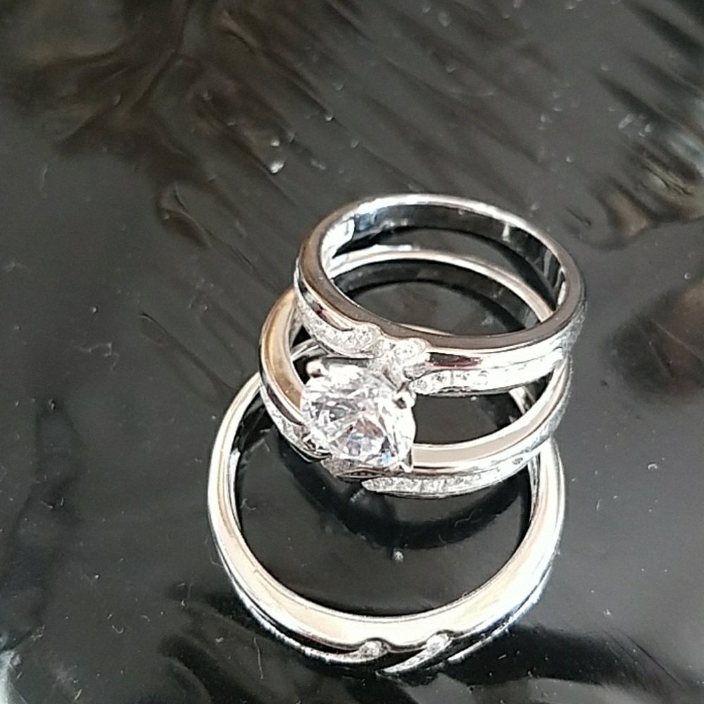 3pc set Bride& Groom Wedding Band &Engagement Ring - Picture 5 of 8