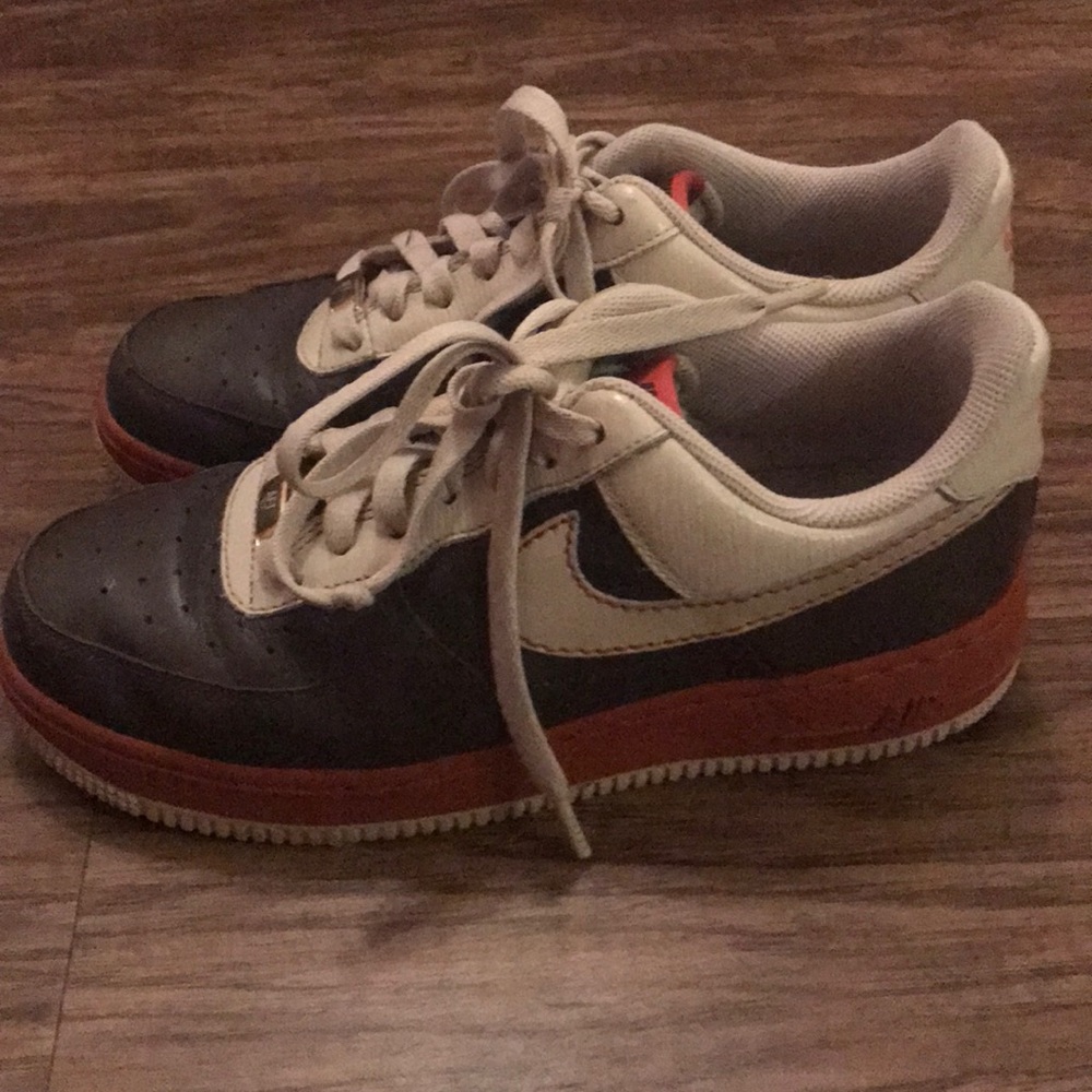 Vintage air force 1s Nike