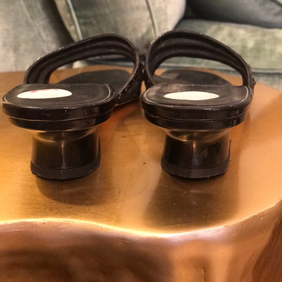 Vaneli Mules - Picture 5 of 7