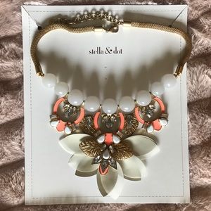 Stella & Dot Riviera Necklace