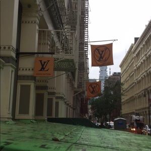 Meet your Posher, Louis