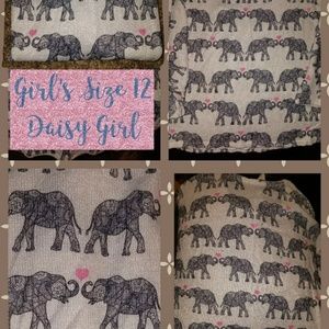 Girl's Size 12 Elephant and Hearts Sweater