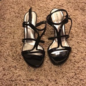 Gianni bini open toe 2 inch heel. Size 6. GUC.