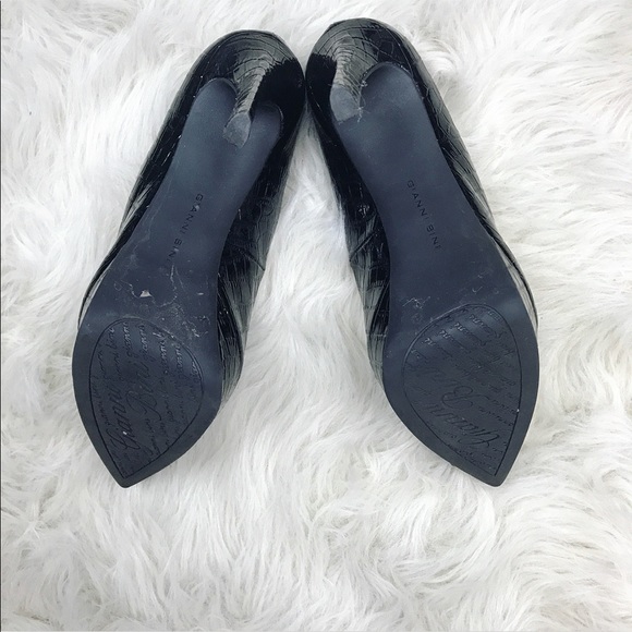 ‼️$20 SALE‼️ Black Gianni Bini Heels - Picture 4 of 5
