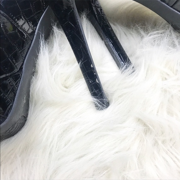 ‼️$20 SALE‼️ Black Gianni Bini Heels - Picture 5 of 5