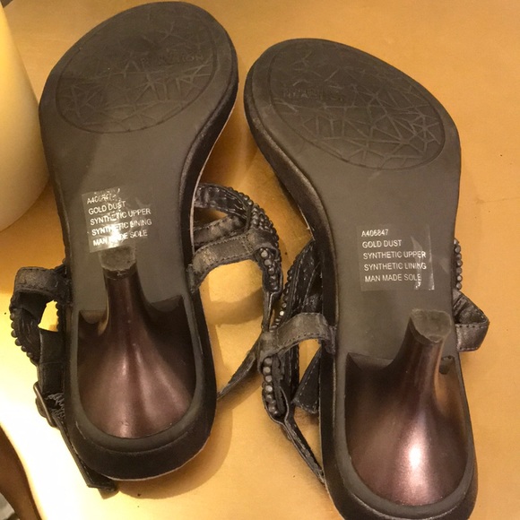 Kennethcole Reaction Heels - Picture 6 of 6