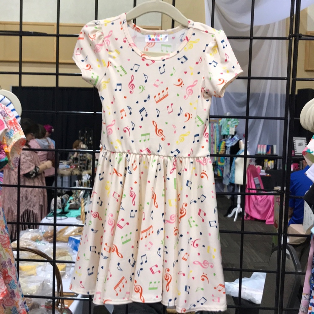 Cap sleeve dress