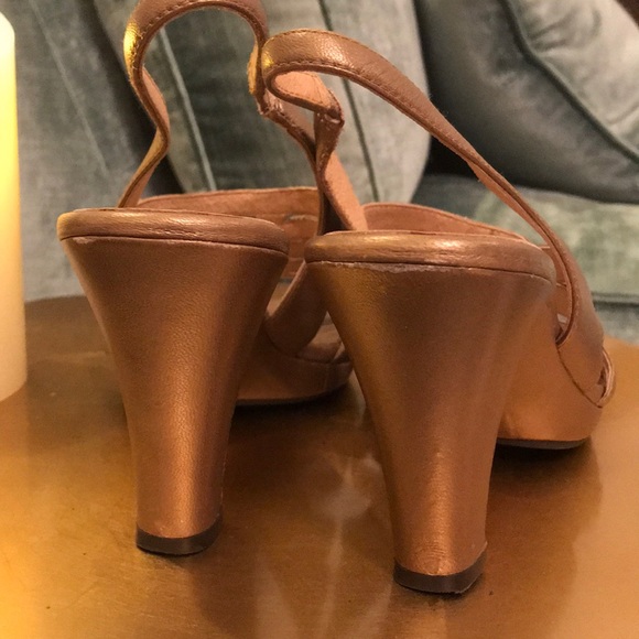 Söfft Golden Heels - Picture 4 of 7