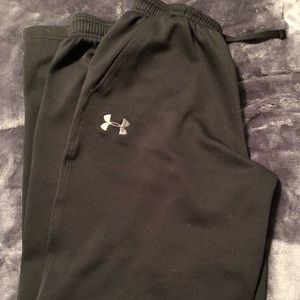 Black under armour workout pants