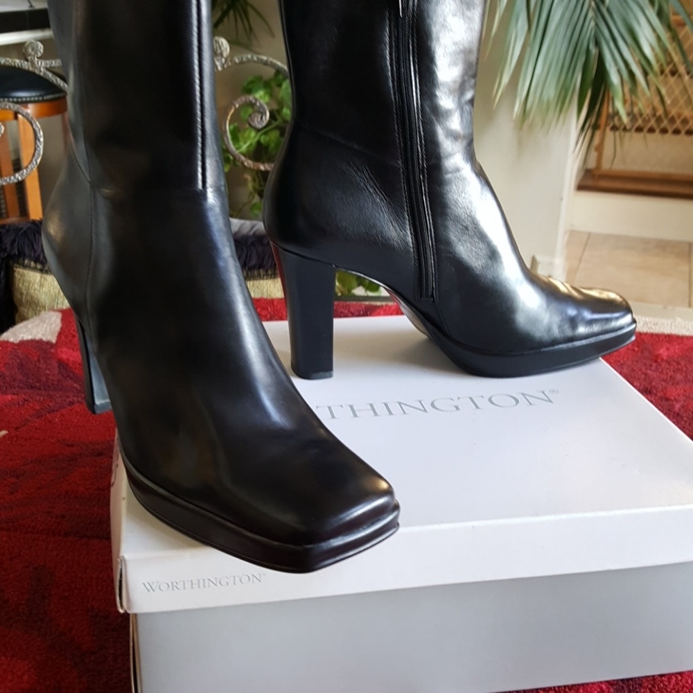Black high heel boots, Worthington, size 8.5 m