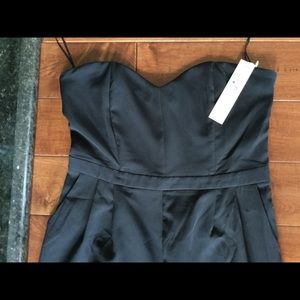 STRAPLESS JUMPSUIT W/ SWEETHEART NECKLINE