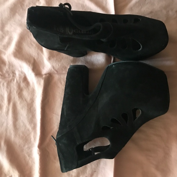 Jeffrey Campbell Heels - Picture 2 of 5