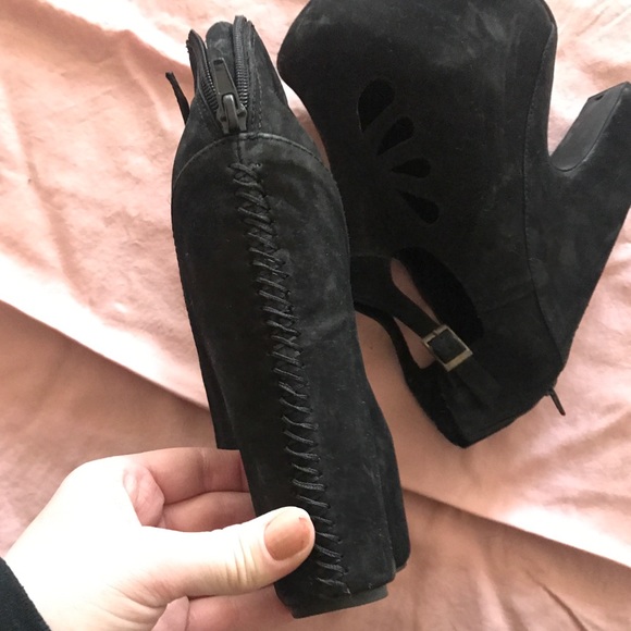 Jeffrey Campbell Heels - Picture 3 of 5