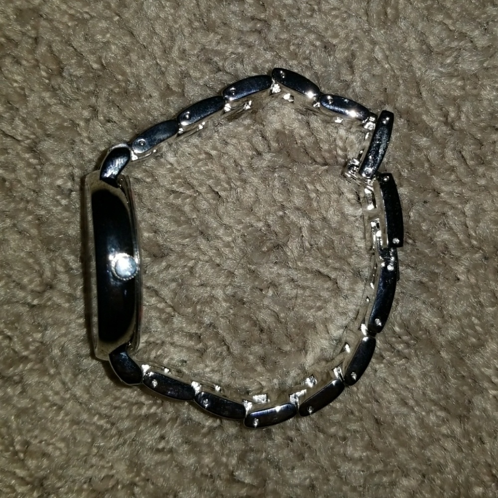 Watch - Picture 2 of 5