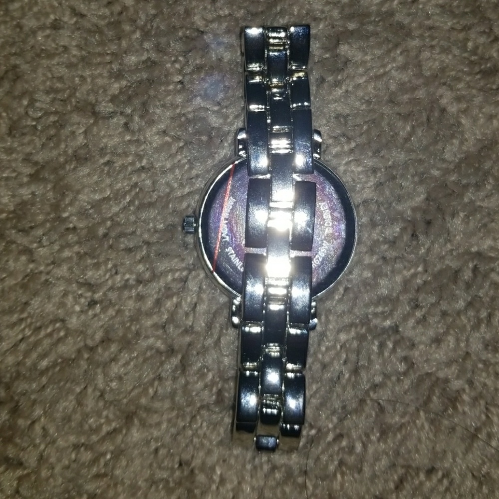 Watch - Picture 3 of 5
