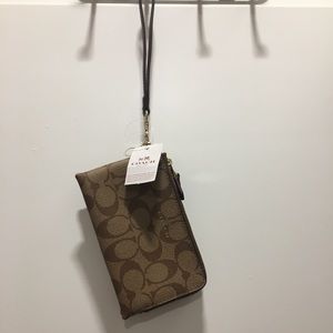 NWT Coach wristlet!