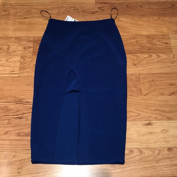 NWT - royal blue skirt with a slit in the middle - Picture 1 of 2