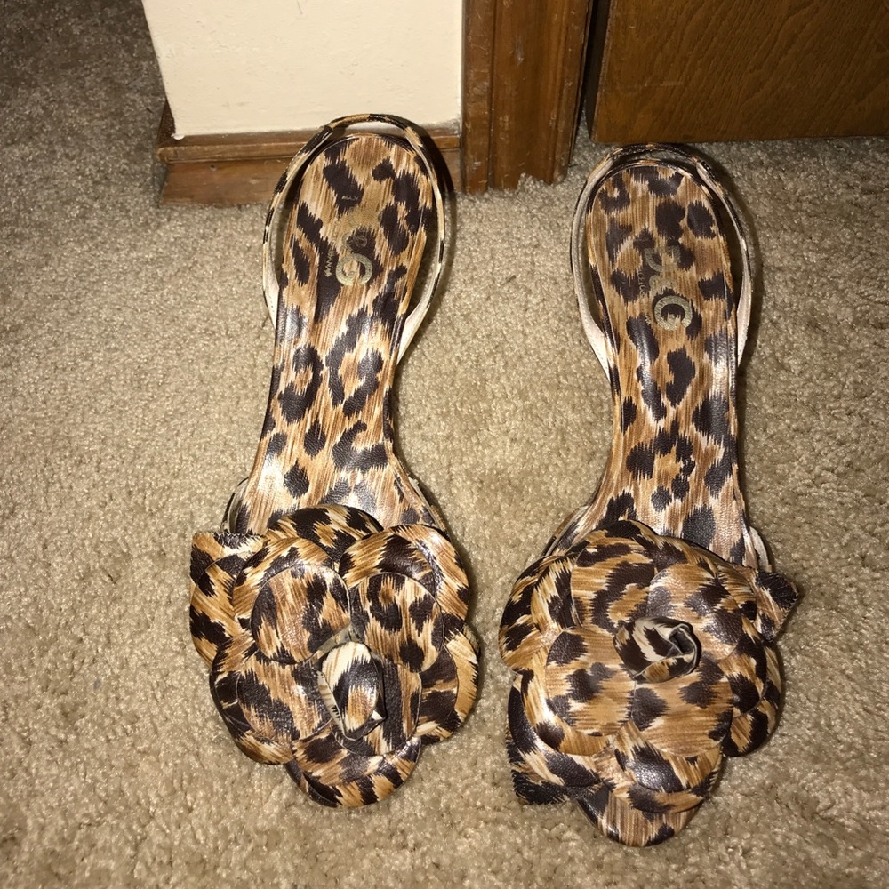 Dolce And Gabbana Leopard Heels