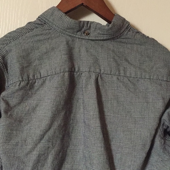 J.Crew Men's button-down. Size M, slim fit - Picture 6 of 6