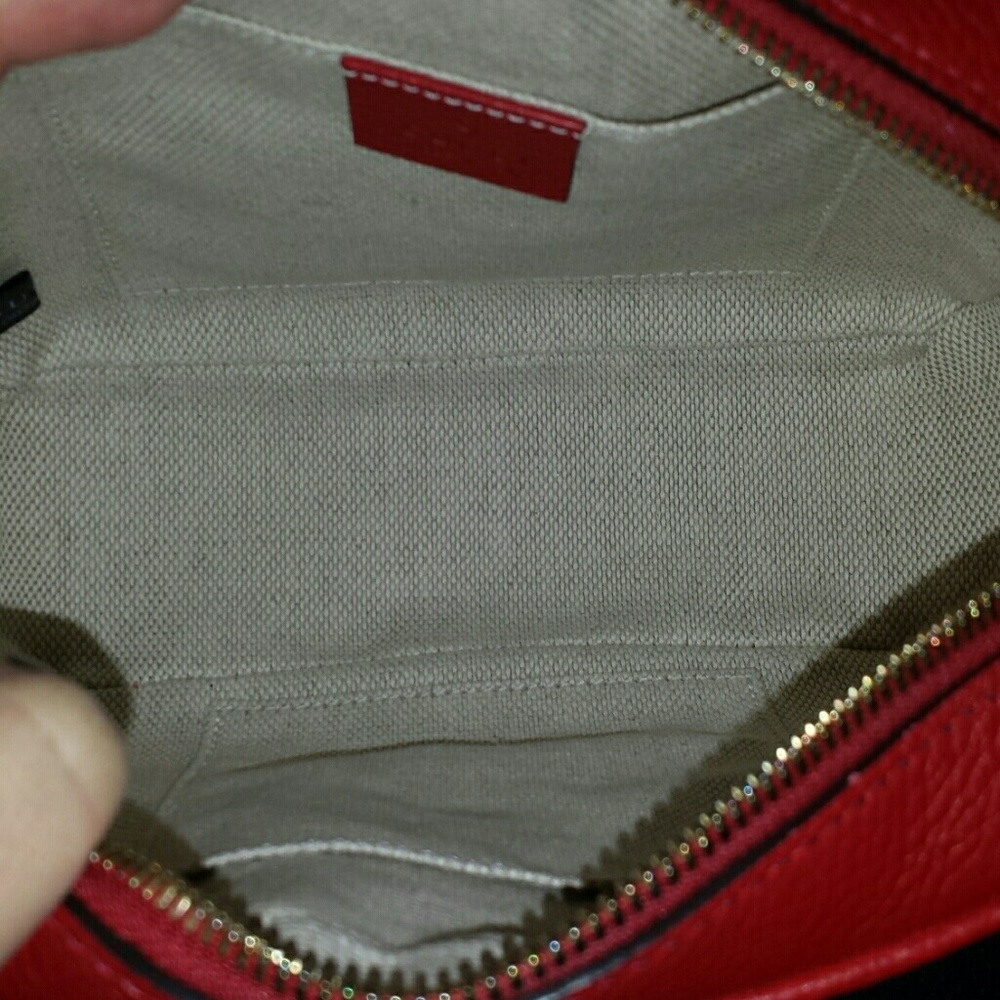 Gucci Soho Disco in Vibrant Red - Picture 5 of 8