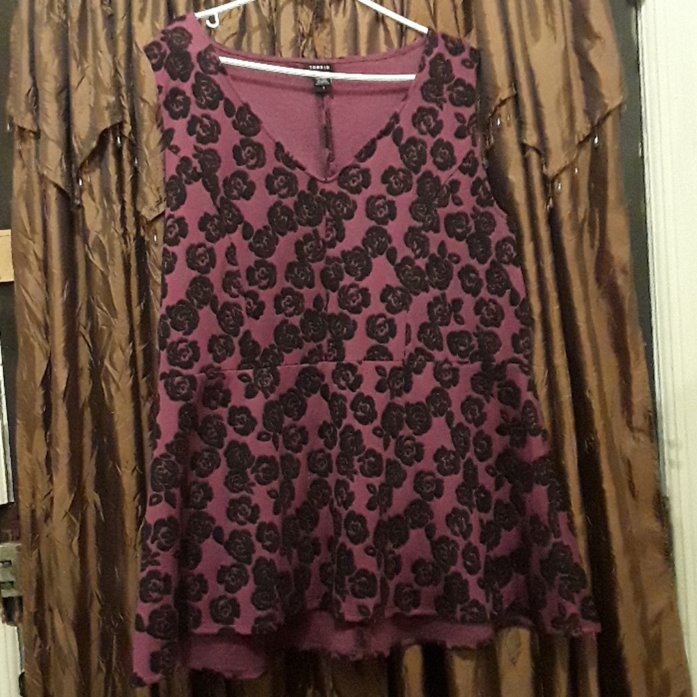 Torrid peplum