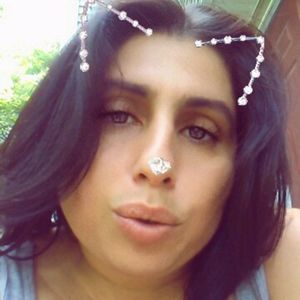 Meet your Posher, Deborah