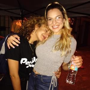 Meet your Posher, Loni