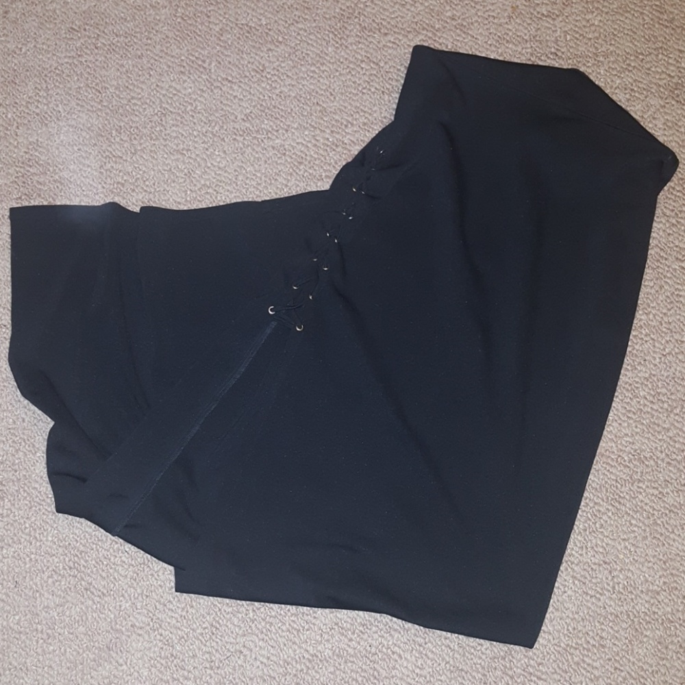 ✴️ Clearance ✴️ - Picture 2 of 6