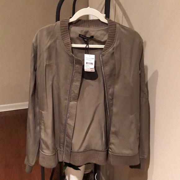 Bomber Jacket in Green Harlowe and Graham (size L) - Picture 2 of 4