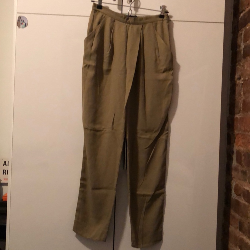 Great Trouser Pant With Pockets!!