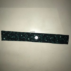 SALE!!!!!!! Adorable Lululemon headband