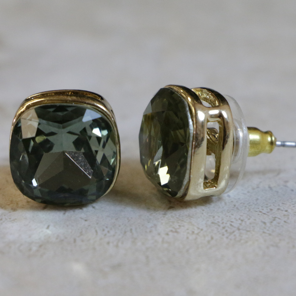 NWT small gold with green crystal earring LTDE56 - Picture 5 of 7