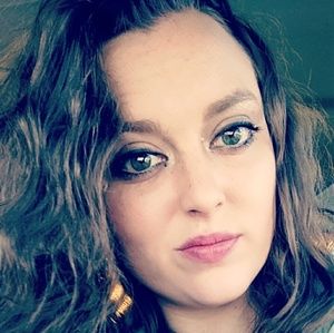 Meet your Posher, Molly