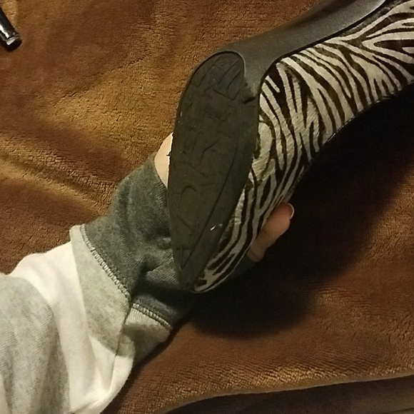 Zebra print shoes - Picture 4 of 4