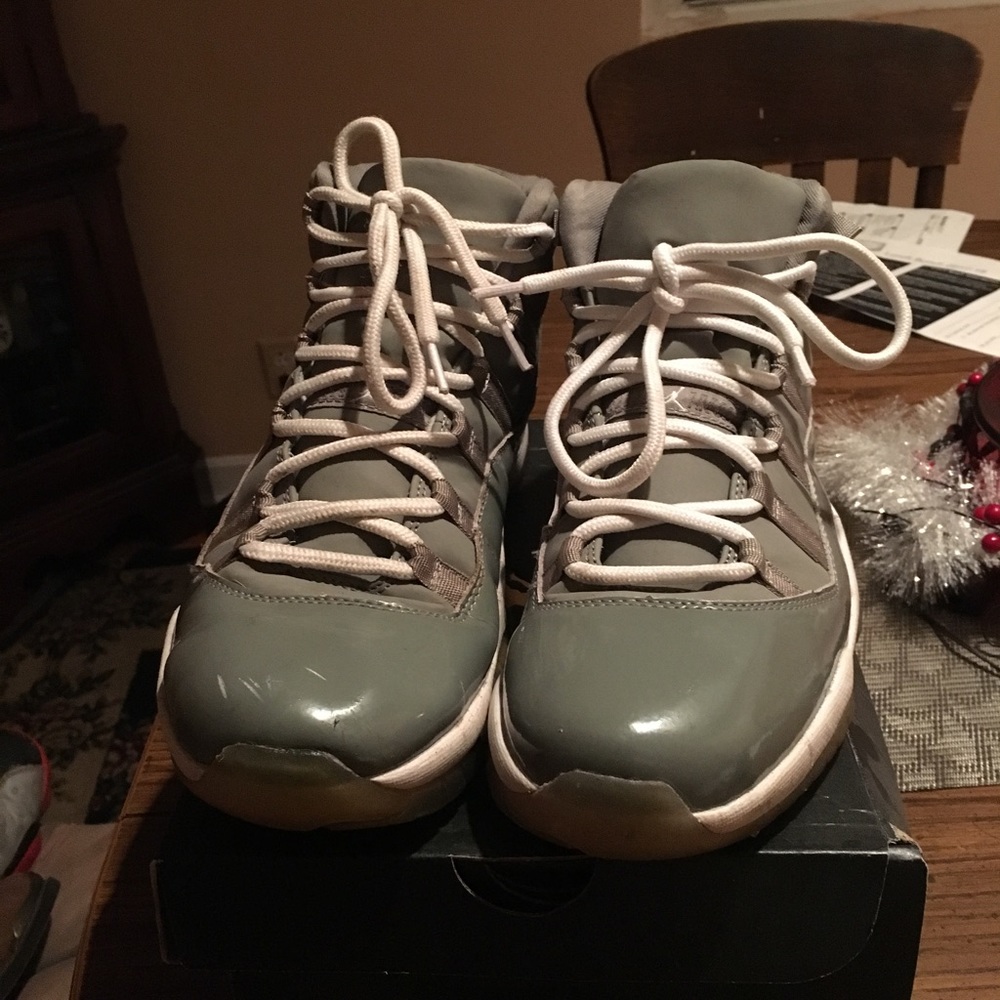 Men's Air Jordan's!!!