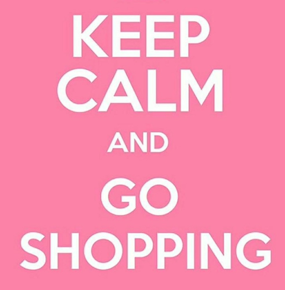 Lots of new items to come!!👗🛍️👠👜👚