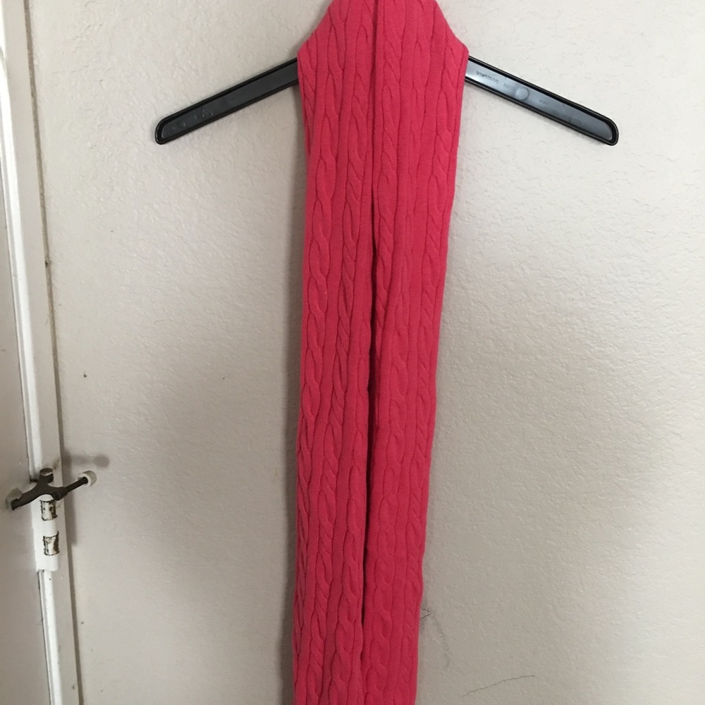 Scarfs - Picture 4 of 4