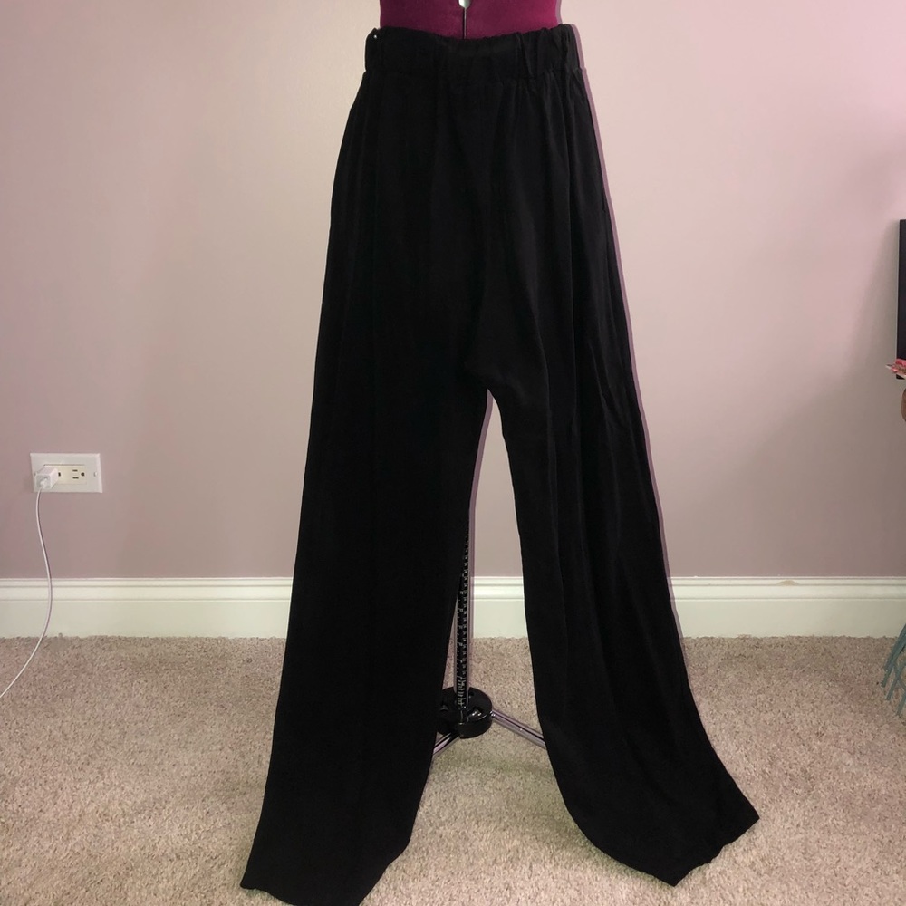Black high waisted wide flowing pants