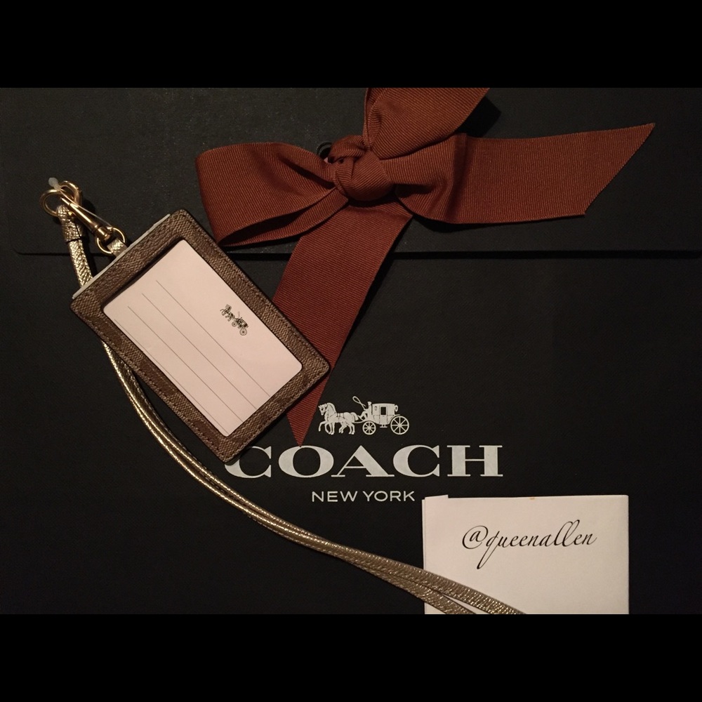 🎈1 LEFT🎈 🍯Coach Lanyard ID- Khaki/Platinum🍯 - Picture 2 of 7