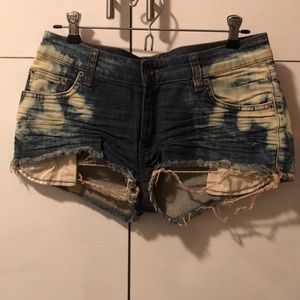 Super cute cutoffs with bleach detail!