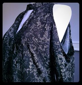 {Sexy} Cold Shoulder Choker Top Romper